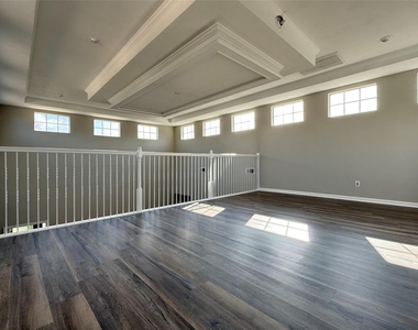 11346 Old Telegraph Road - Photo Thumbnail 17