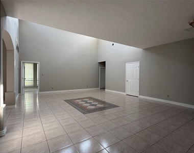 11346 Old Telegraph Road - Photo Thumbnail 3