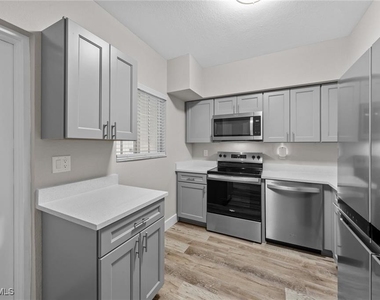 8423 Bernwood Cove Loop - Photo Thumbnail 1