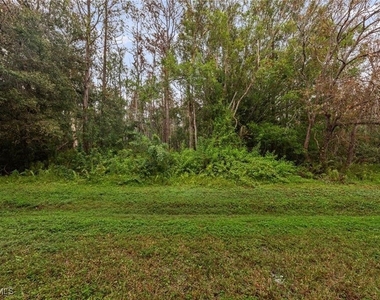 8423 Bernwood Cove Loop - Photo Thumbnail 23