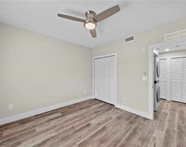 8423 Bernwood Cove Loop - Photo Thumbnail 16