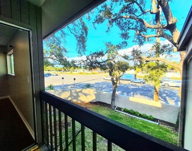 6345 Newtown Circle - Photo Thumbnail 26