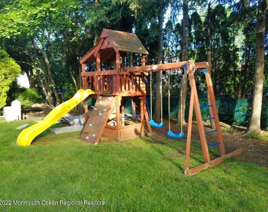 634 Westwood Avenue - Photo Thumbnail 16