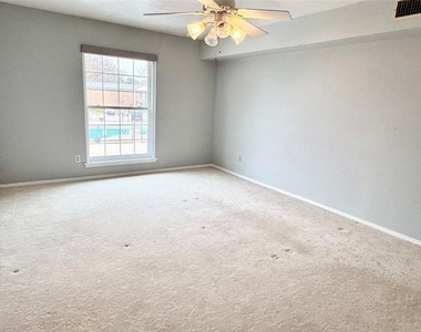 4014 Ridglea Country Club Drive - Photo Thumbnail 12