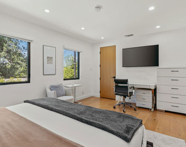17045 Otsego Street - Photo Thumbnail 29