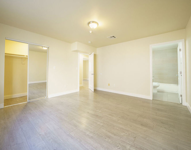 6514 Brynhurst - Photo Thumbnail 12