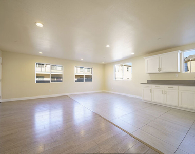 6514 Brynhurst - Photo Thumbnail 6