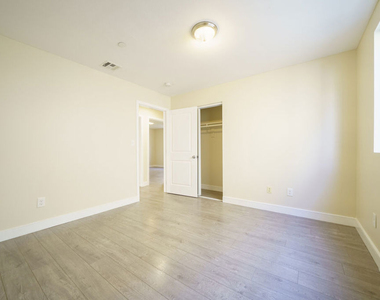 6514 Brynhurst - Photo Thumbnail 9