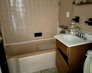 116-02 Farmers Boulevard - Photo Thumbnail 5