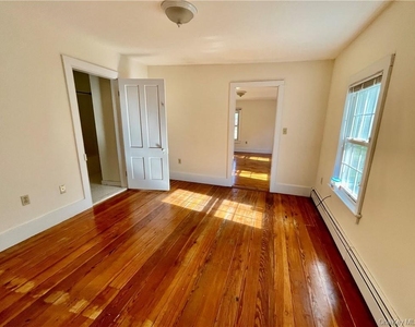 17 Ribbecke Hill Road - Photo Thumbnail 6