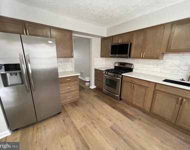 5512 E Boniwood Turn - Photo Thumbnail 3