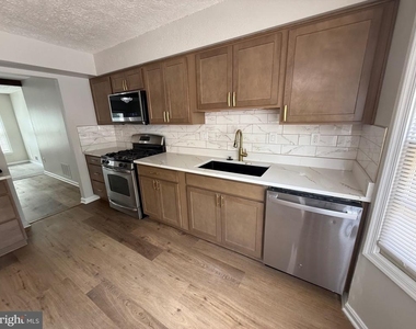5512 E Boniwood Turn - Photo Thumbnail 2