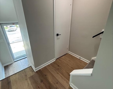 5512 E Boniwood Turn - Photo Thumbnail 9