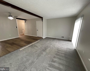 5512 E Boniwood Turn - Photo Thumbnail 6