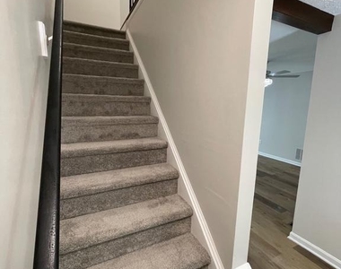 5512 E Boniwood Turn - Photo Thumbnail 11