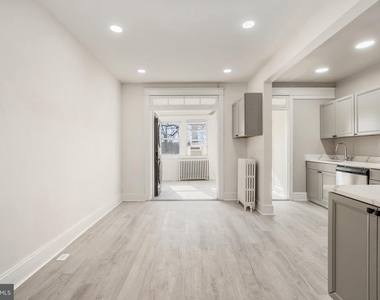 1805 Potomac Avenue Se - Photo Thumbnail 8