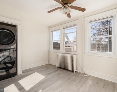 1805 Potomac Avenue Se - Photo Thumbnail 16