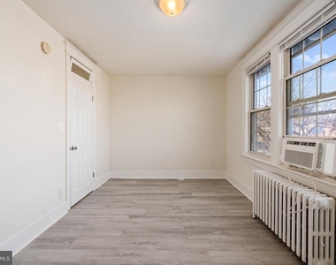 1805 Potomac Avenue Se - Photo Thumbnail 22
