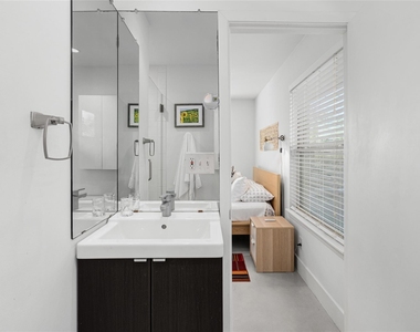 4620 Englewood Dr - Photo Thumbnail 23