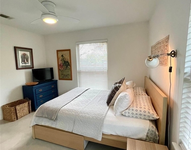 4620 Englewood Dr - Photo Thumbnail 22