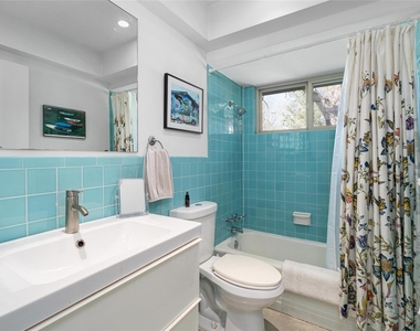 4620 Englewood Dr - Photo Thumbnail 15