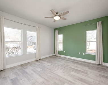3000 Prado St - Photo Thumbnail 4
