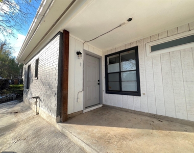 3310 Hycreek Dr - Photo Thumbnail 11