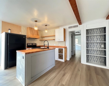 3310 Hycreek Dr - Photo Thumbnail 1