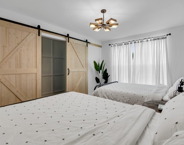 5755 Cartagena Street - Photo Thumbnail 9