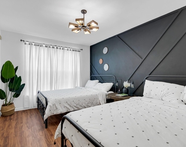5755 Cartagena Street - Photo Thumbnail 11