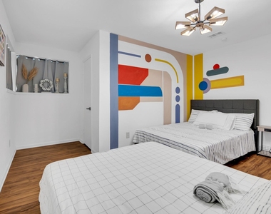 5755 Cartagena Street - Photo Thumbnail 18