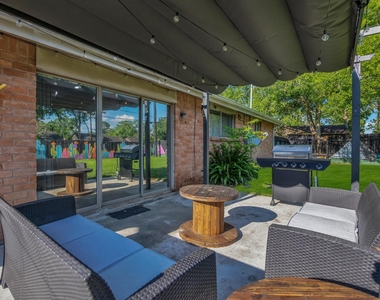 5755 Cartagena Street - Photo Thumbnail 6