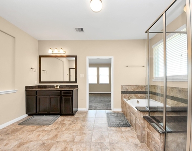 27419 Canyon Reach Drive - Photo Thumbnail 37