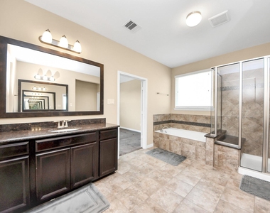 27419 Canyon Reach Drive - Photo Thumbnail 38