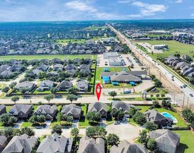 27419 Canyon Reach Drive - Photo Thumbnail 5