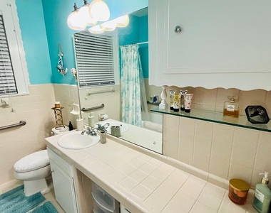 4623 Avenue N 1/2 - Photo Thumbnail 29