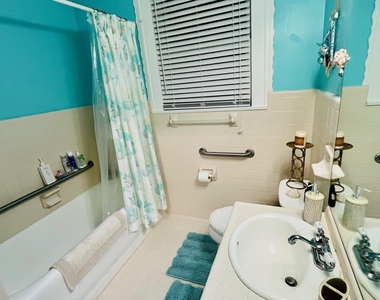 4623 Avenue N 1/2 - Photo Thumbnail 31