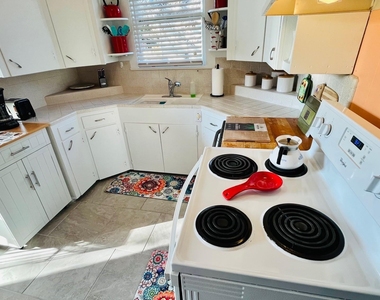 4623 Avenue N 1/2 - Photo Thumbnail 21