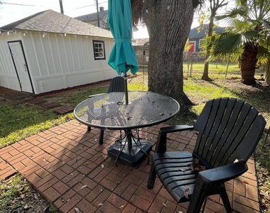 4623 Avenue N 1/2 - Photo Thumbnail 35