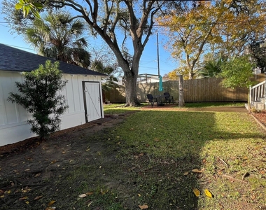 4623 Avenue N 1/2 - Photo Thumbnail 37