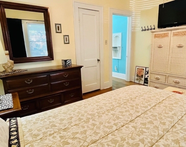 4623 Avenue N 1/2 - Photo Thumbnail 20
