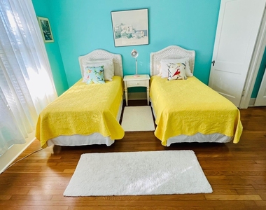 4623 Avenue N 1/2 - Photo Thumbnail 13