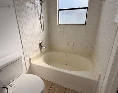 7901 Cambridge Street - Photo Thumbnail 7