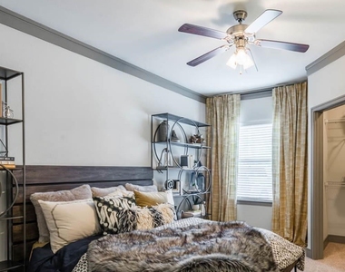 18021 Kingsland Boulevard - Photo Thumbnail 7