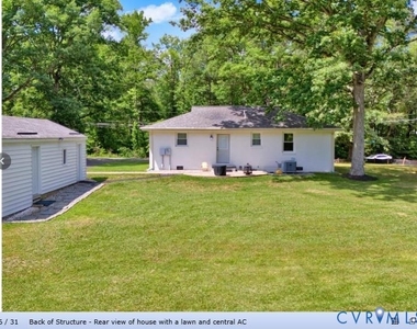 11215 Thorncroft Drive - Photo Thumbnail 5