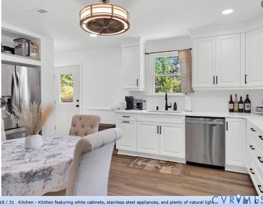 11215 Thorncroft Drive - Photo Thumbnail 17