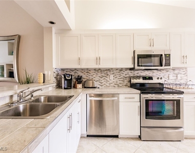 2516 Orchid Bay Drive - Photo Thumbnail 11