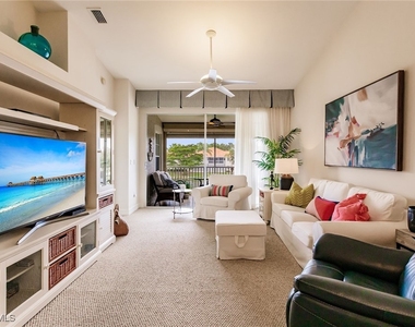 2516 Orchid Bay Drive - Photo Thumbnail 7
