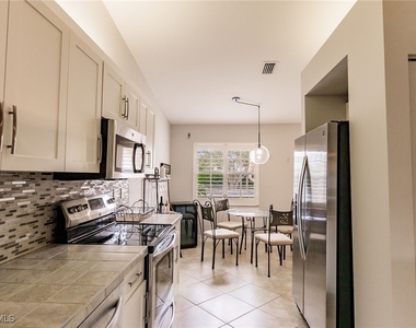 2516 Orchid Bay Drive - Photo Thumbnail 10