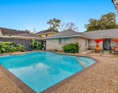 13330 Trompilla Lane - Photo Thumbnail 1